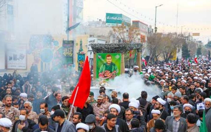 پیکر مطهر طلبه بسیجی مدافع امنیت در قم تشییع و به خاک سپرده شد پیکر مطهر طلبه بسیجی مدافع امنیت در قم تشییع و به خاک سپرده شد